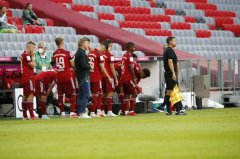 热身-齐尔克泽错失良机 拜仁0-2门兴季前未尝胜绩